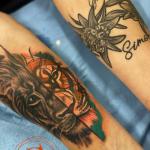 lion-tatouage-homme-couleur-atelier-tatouage-tattoo-graphicaderme-chaudesaigues-avignon