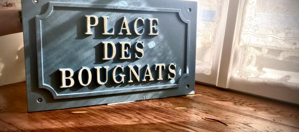 stephane-chaudesaigues-cantal-place-bougnats-chaudes-aigues