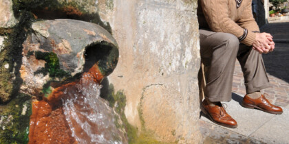 Le trait d’union en moins, mais l’imaginaire en plus