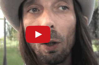 Jessy, tatoueur dans l’Essonne, parle du statut du tatoueur