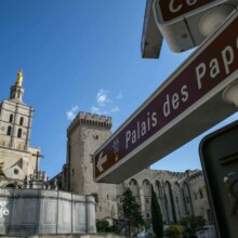 Un Palais des papes d’Avignon tout plein de tatoueurs