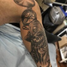 Un tatouage qui lorgne du côté du Corsair Tattoo Ink