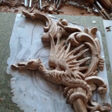 Pain, Vin, Fromages : les détails sculptés prennent forme