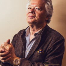 La visite de Gilles Pudlowski chez Gourmet & Glouton : quand un critique culinaire découvre notre maison à Chaudes-Aigues