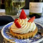 Restaurant Gourmet & Glouton à Chaudes-Aigues, cuisine du terroir, plats mijotés et desserts maison au cœur du village.