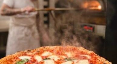 Depuis 2013 : travailler la pizza à Chaudes-Aigues sans faire de bruit